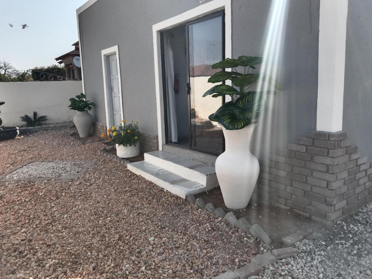 Fourties Guest House Phalaborwa Bagian luar foto