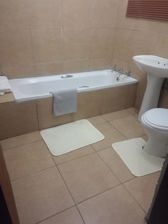 Fourties Guest House Phalaborwa Bagian luar foto