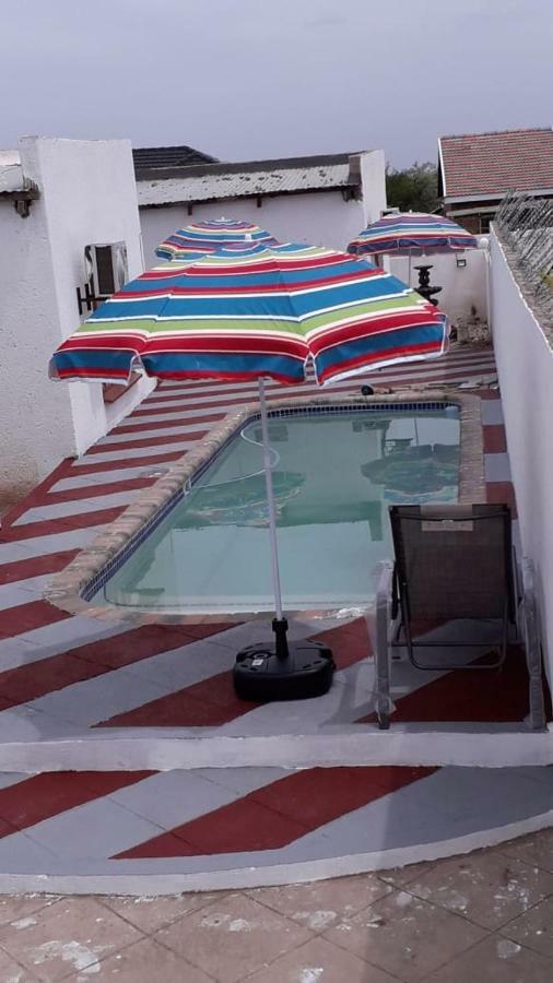 Fourties Guest House Phalaborwa Bagian luar foto